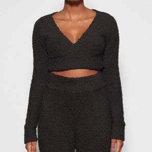 SKIMS COZY KNIT WRAP TOP Size Small/Medium Black Onyx